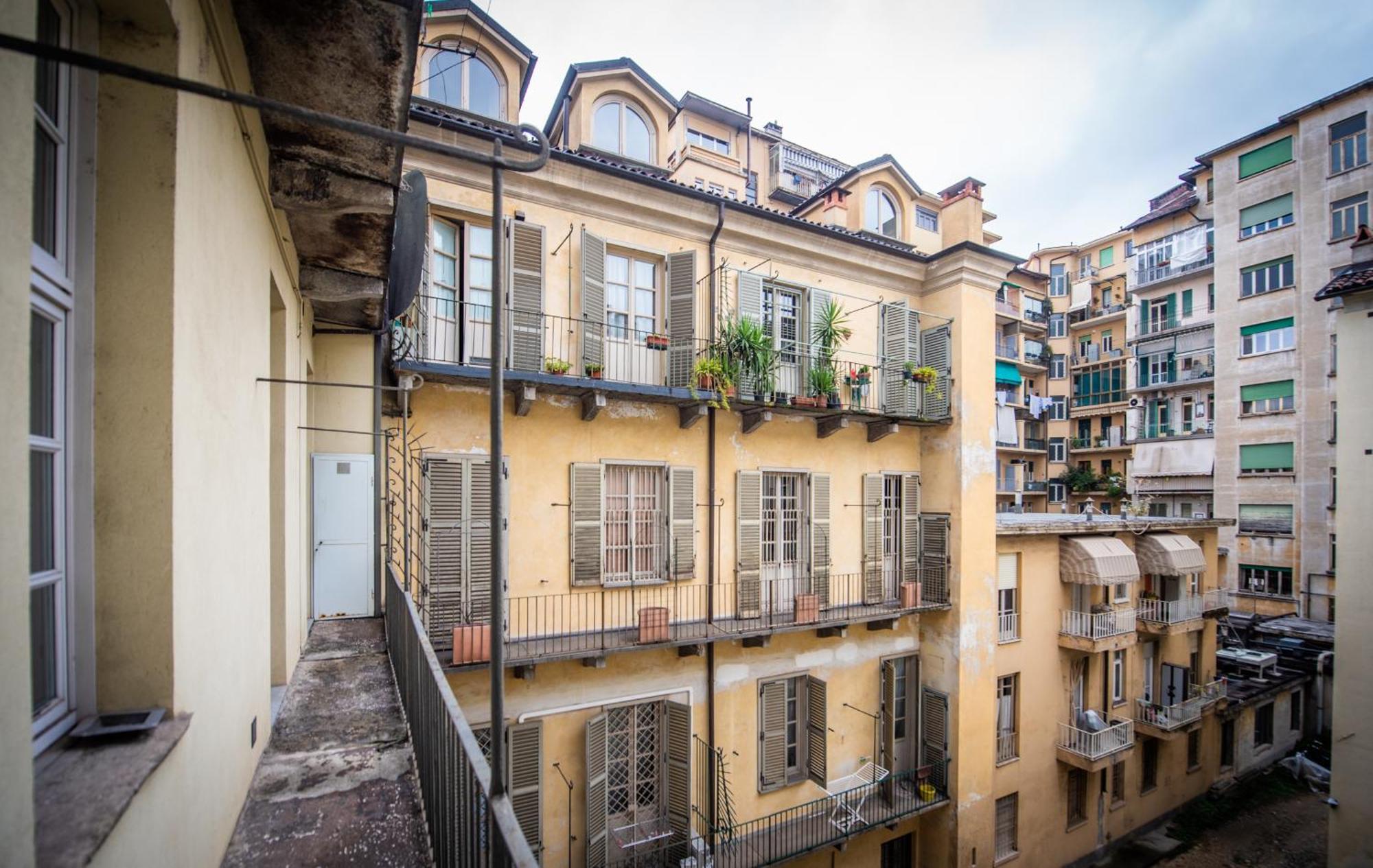 Appartamenti De Lellis - Torino Centro ภายนอก รูปภาพ