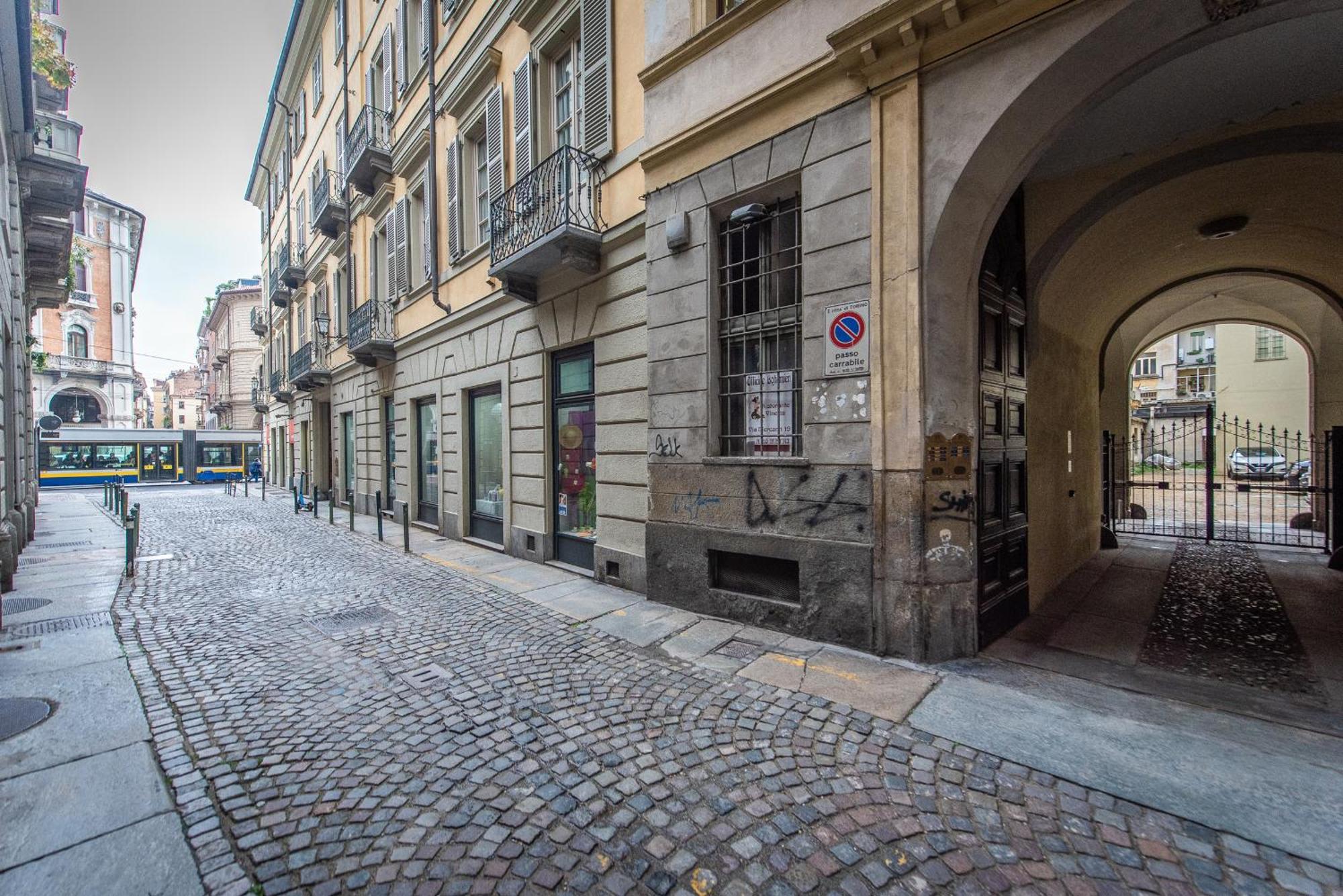 Appartamenti De Lellis - Torino Centro ภายนอก รูปภาพ